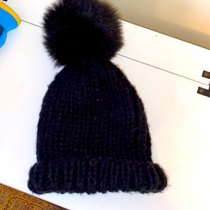 Free People Pom Pom hat never worn